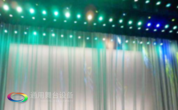 虛擬、朦朧的幻覺空間——舞臺紗幕
